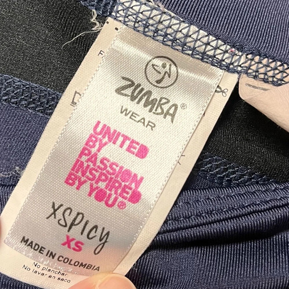 Zumba Wear XSpicy Navy Blue Capri Leggings - Size XS - VGUC - Navy Blue/Black - Picture 4 of 10